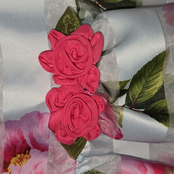 Floral baby girls 12 month dress - Picture 2 of 5